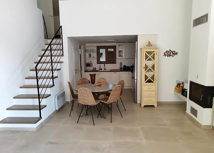 Willa Kastania - K4 Pouríon